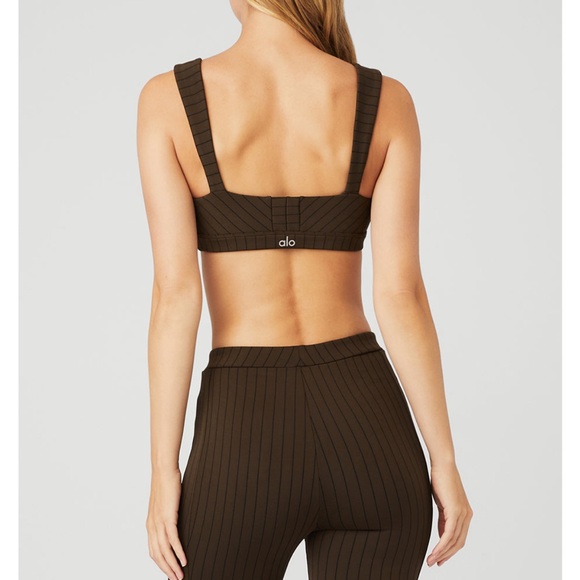 Brand new Alo yoga Anthracite / black bra Medium super cute and flattering - Picture 8 of 9